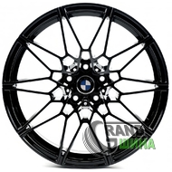 Replica B002 8x18 5x112 ET30 DIA66.6 Black